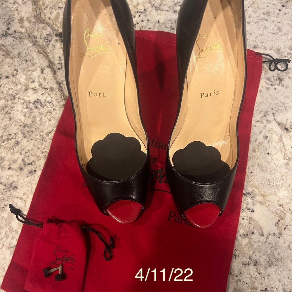 Christian Louboutin size 39 (US 9) Very Prive - Picture 9 of 10